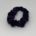SMALL VELVET SCRUNCHIE