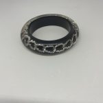 BLACK & SILVER CHAIN EFFECT RESIN BANGLE